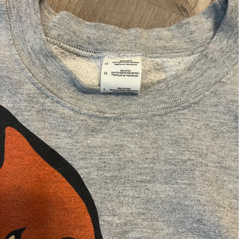 Epyon Royal Sweatshirt with Fox Graphic - Picture 2 of 4